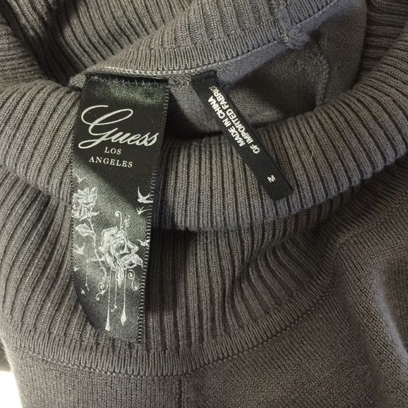 GUESS * Turtleneck w/tie up Sleeves - Picture 4 of 4
